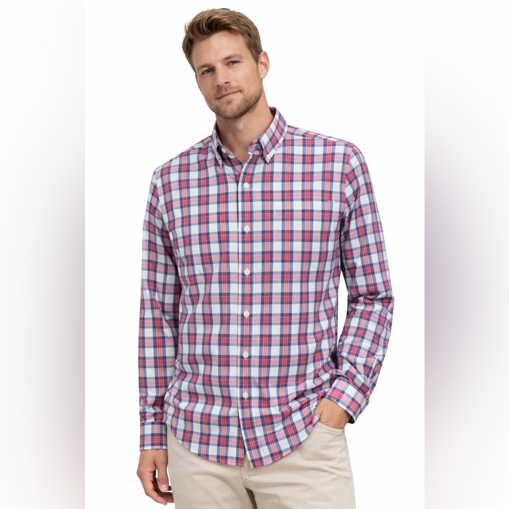 UNTUCKit‎ Men's Casual Red and Blue Checkered Shirt. Medium Slim Fit